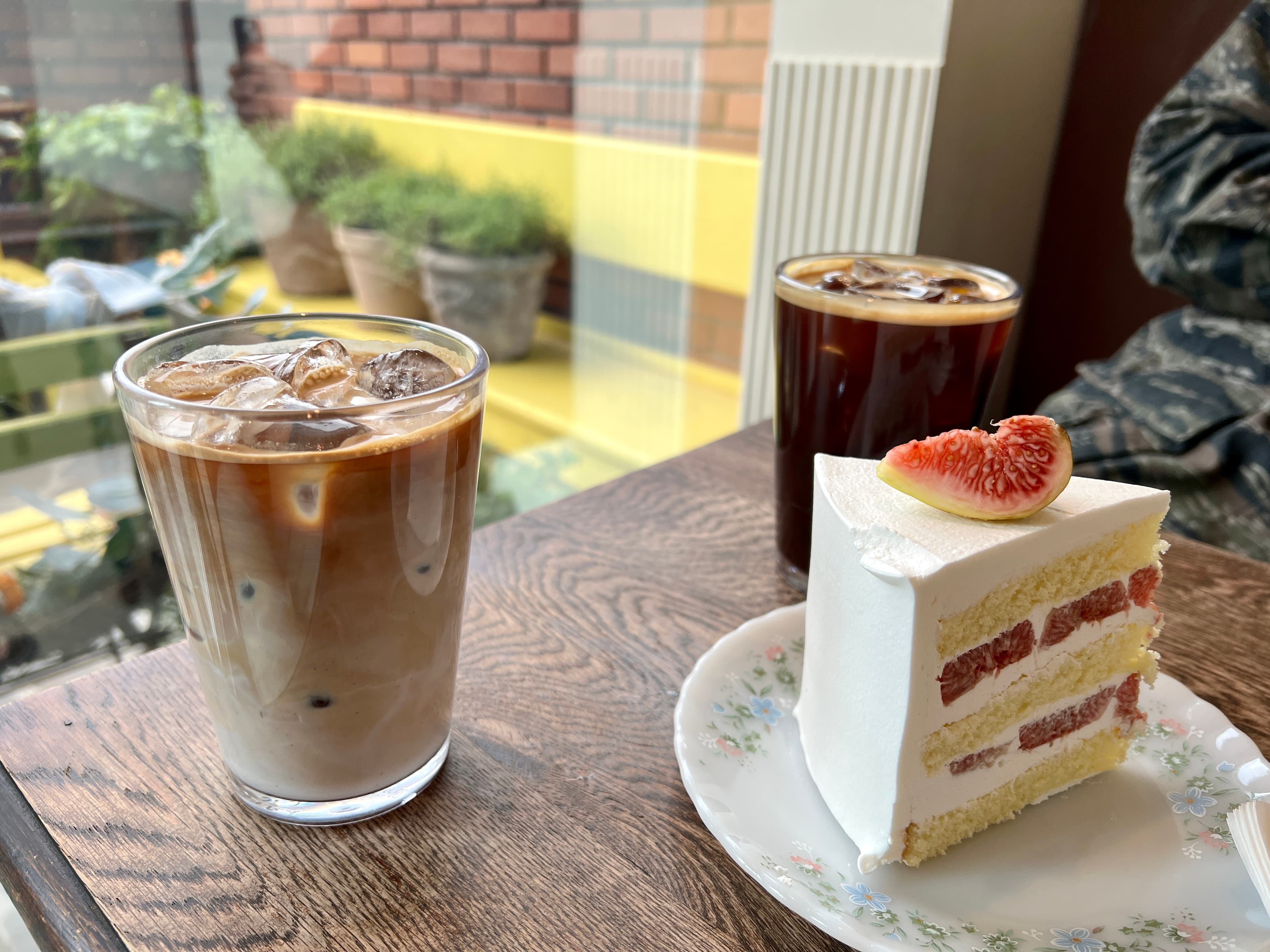 무화과 생크림 케이크