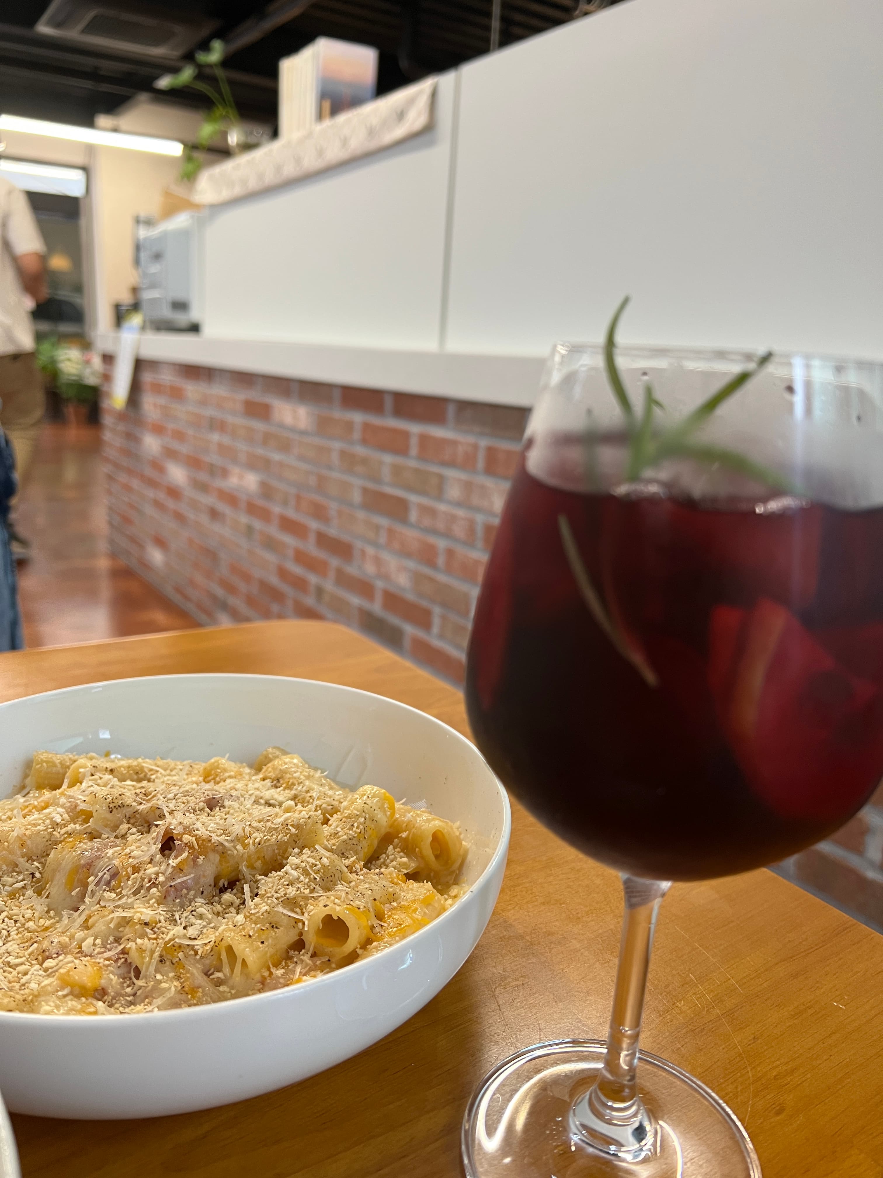 맥앤치즈와 와인